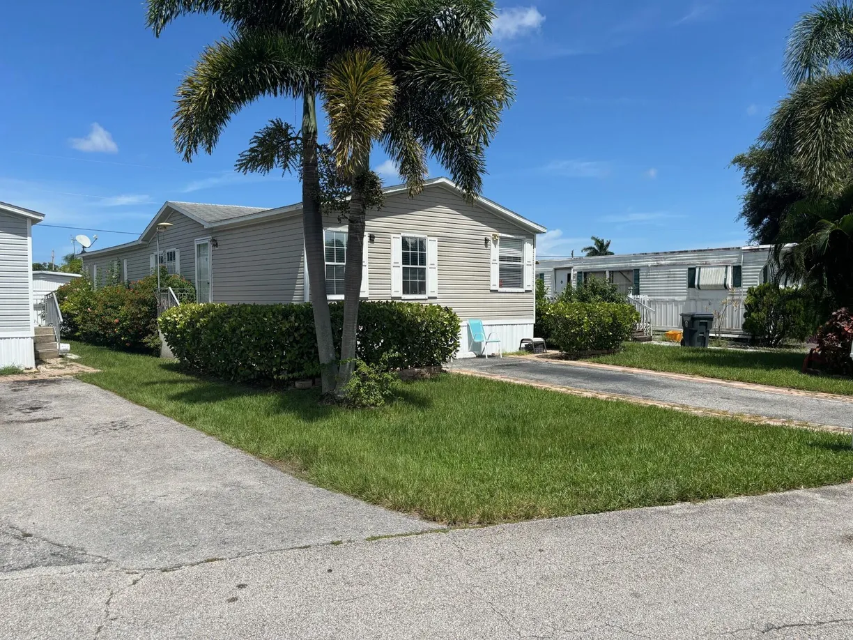 South Florida Real Estate | View 5842 Shawnee Drive | Listing