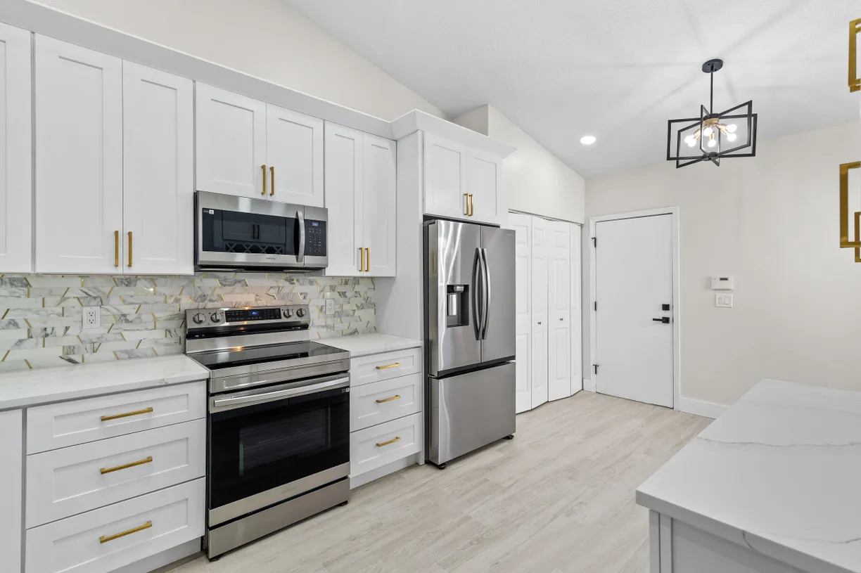 South Florida Real Estate | View 7542 Seafoam Court | Listing