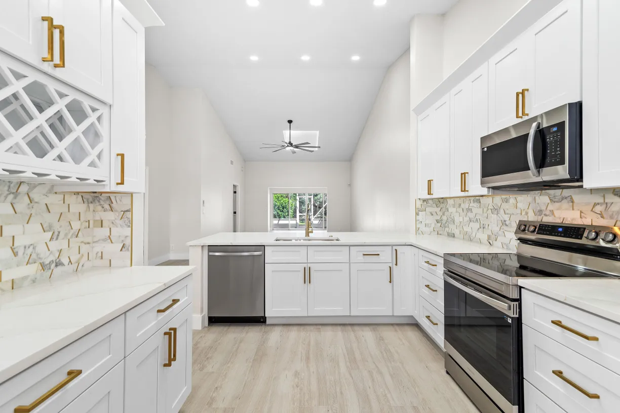 South Florida Real Estate | View 7542 Seafoam Court | Listing