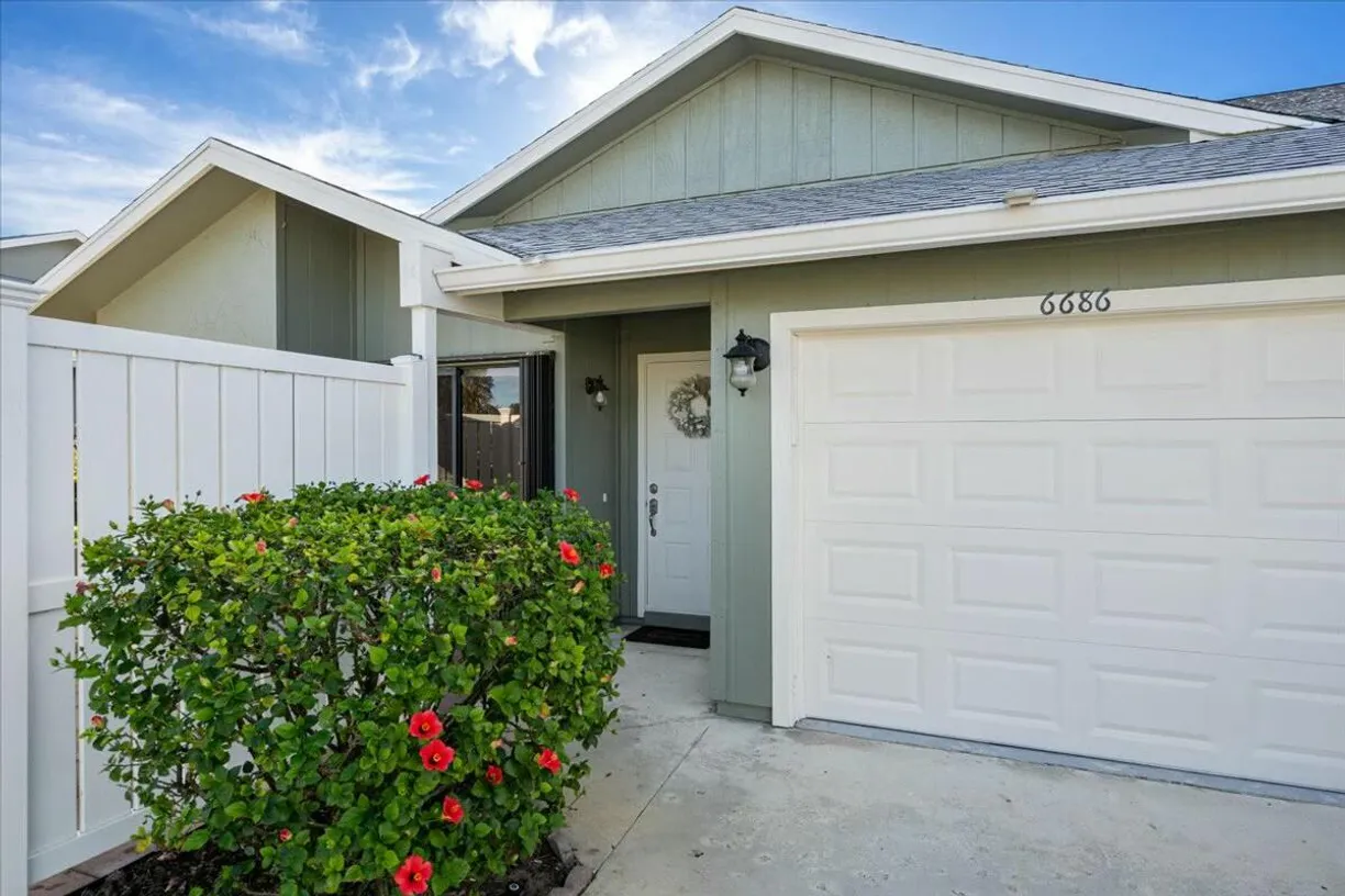 South Florida Real Estate | View 6686 SE Yorktown Drive | Listing