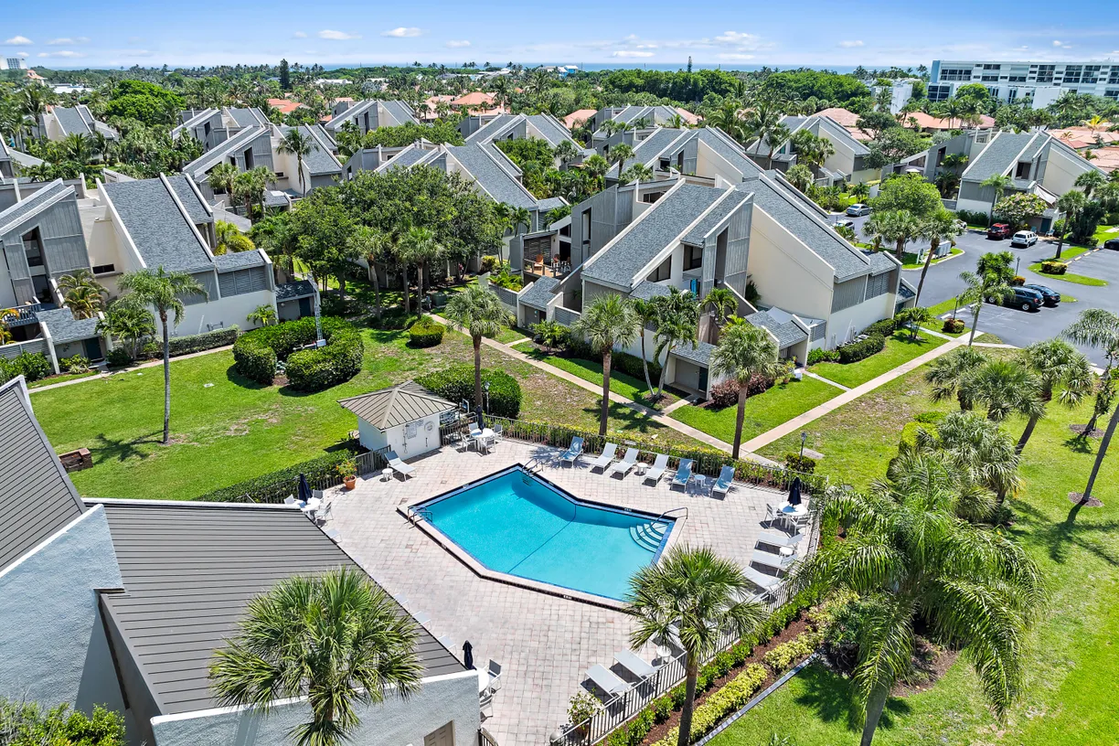 South Florida Real Estate | View 1605 S Us Highway 1, Sl8b | 1 Bed, 1 Bath