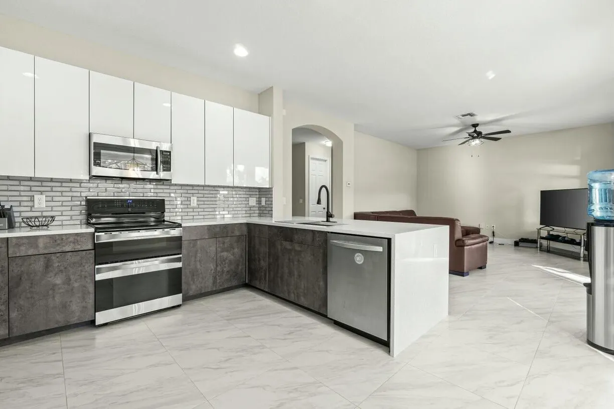 South Florida Real Estate | View 7654 Jewelwood Drive | Listing