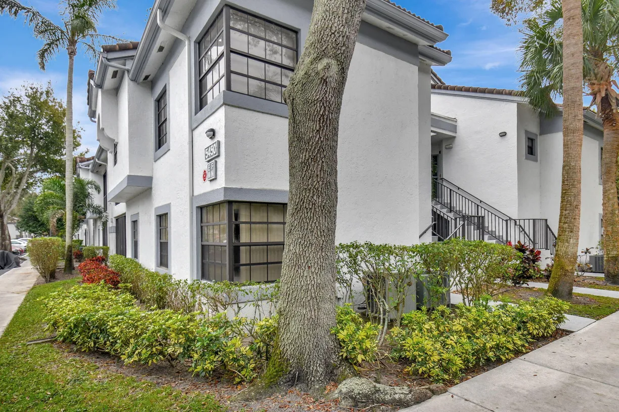 South Florida Real Estate | View 5450 Verona Drive, N | Listing