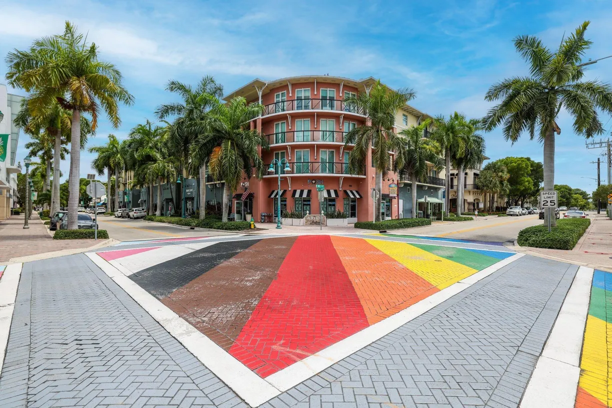 South Florida Real Estate | View 225 NE 1st Street, 204 | 2 Beds, 2 Baths