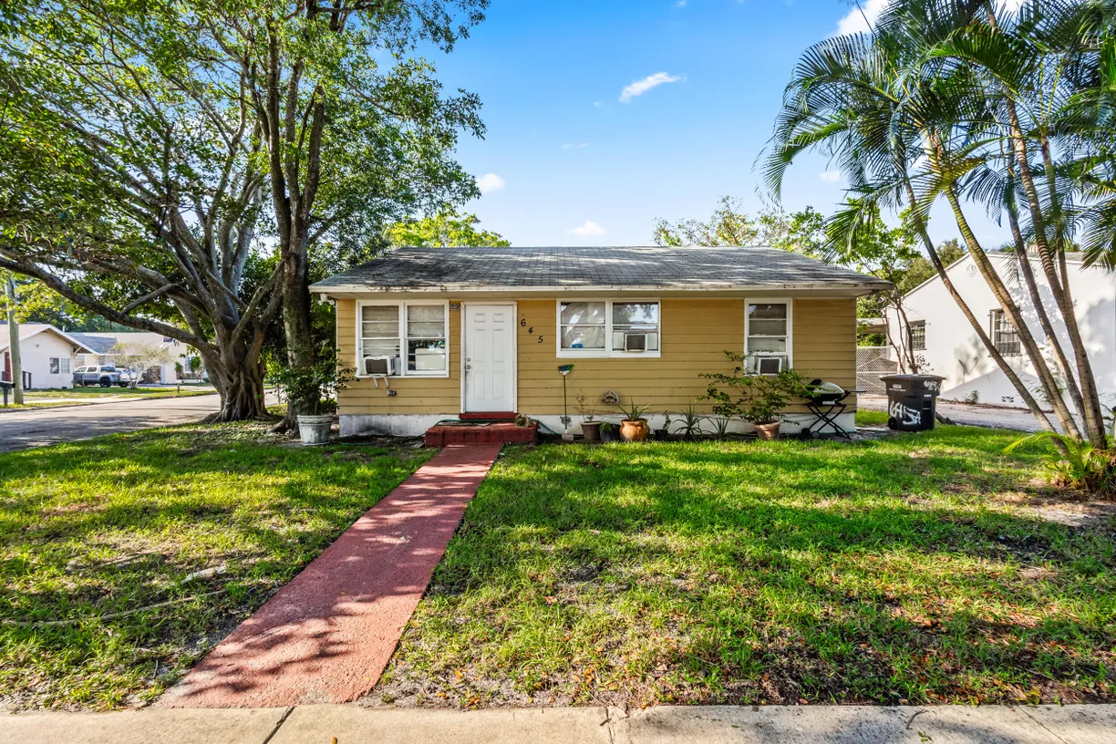 South Florida Real Estate | View 645 32nd Street