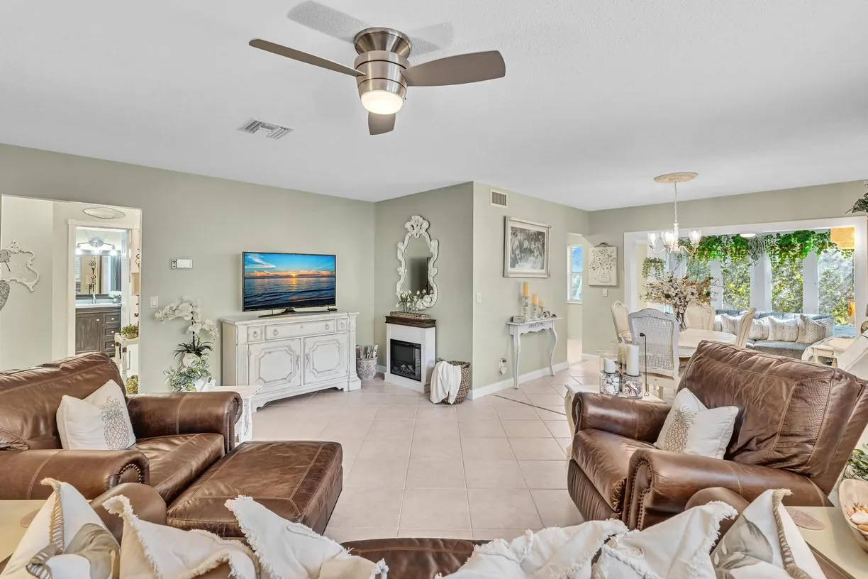 South Florida Real Estate | View 33 Colonial Club Drive, 204 | 1 Bed, 1 Bath