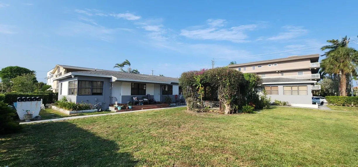 South Florida Real Estate | View 130 S Lakeside 1 Drive | Listing