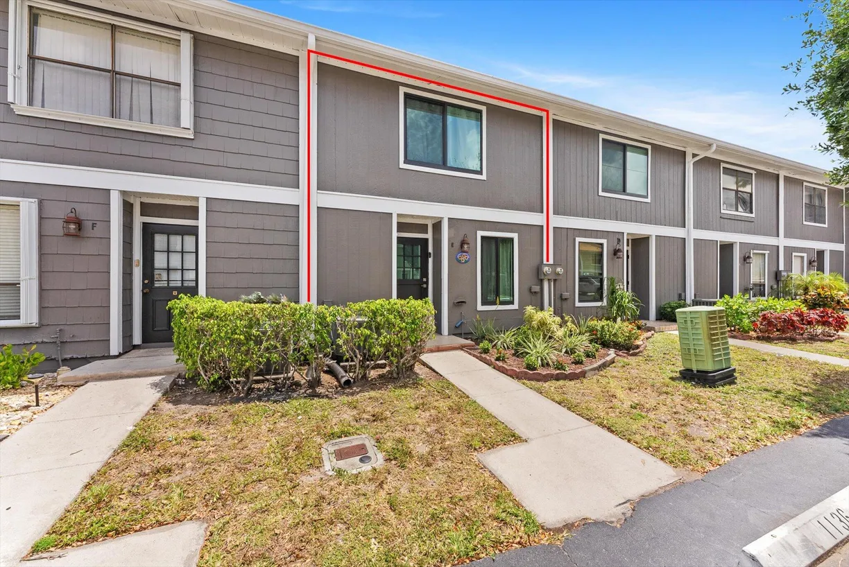 South Florida Real Estate | View 796 Hill Drive, E | Listing