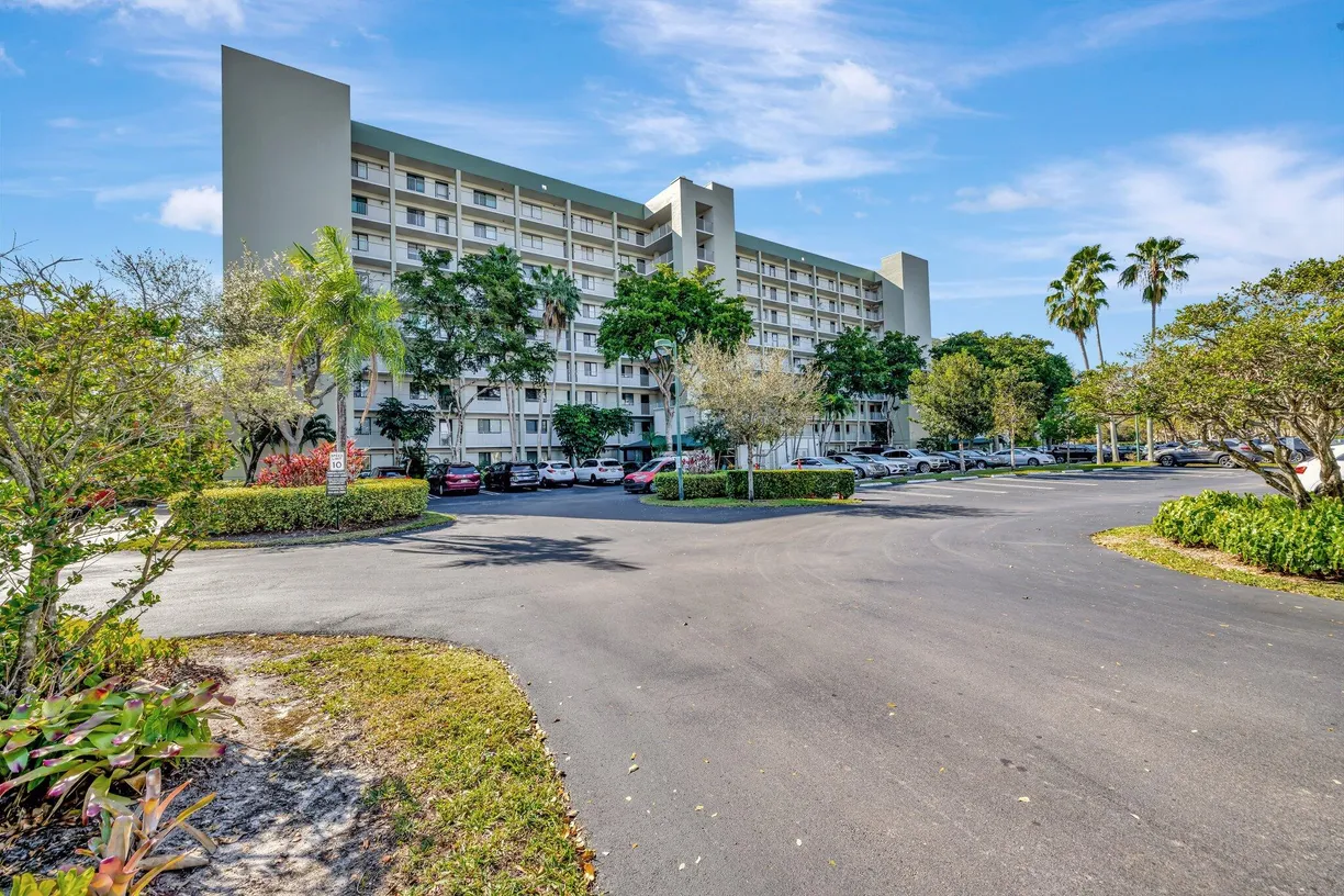 South Florida Real Estate | View 2238 N Cypress Bend Drive, 501 | 2 Beds, 2 Baths
