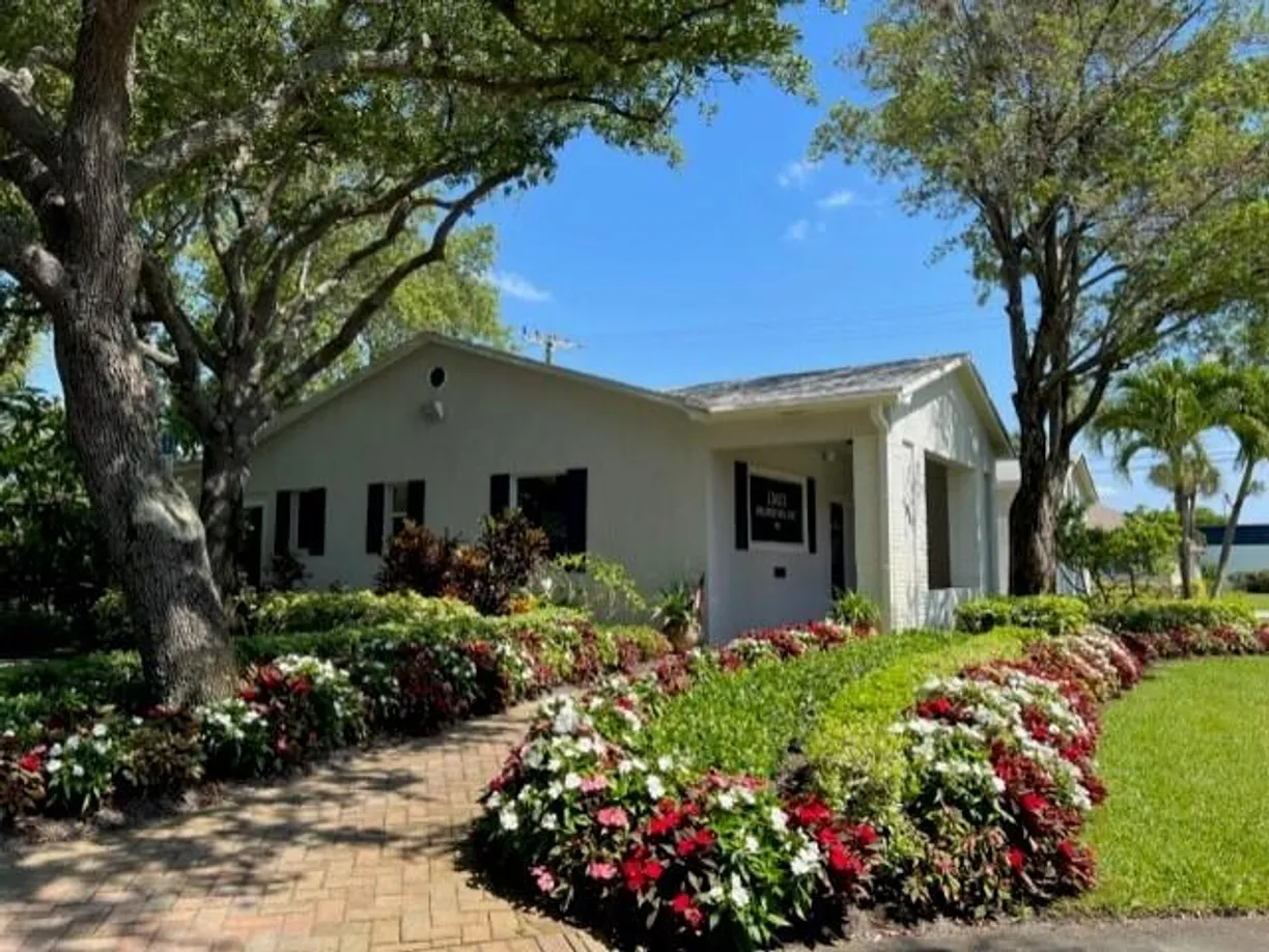 South Florida Real Estate | View 904 SE 5th Avenue