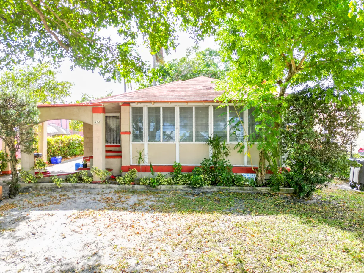 South Florida Real Estate | View 614 30th Street | Listing