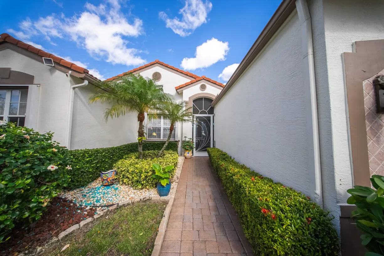 South Florida Real Estate | View 7551 Monticello Way | Listing