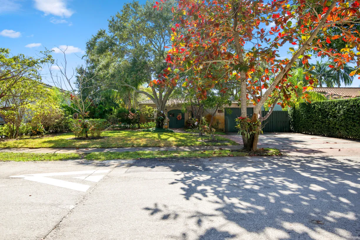 South Florida Real Estate | View 800 SE 11th Court | 3 Beds, 2 Baths