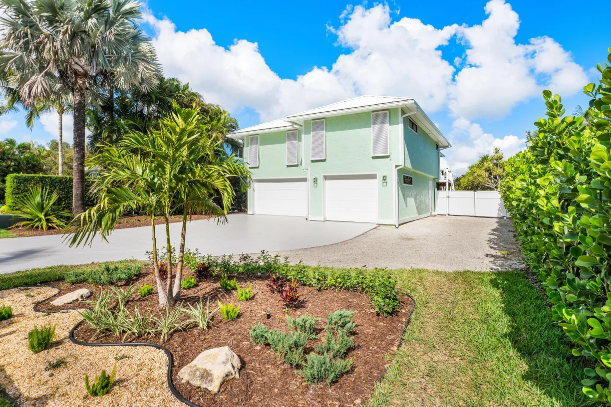 South Florida Real Estate | View 4239 SE Whiticar Way | Listing