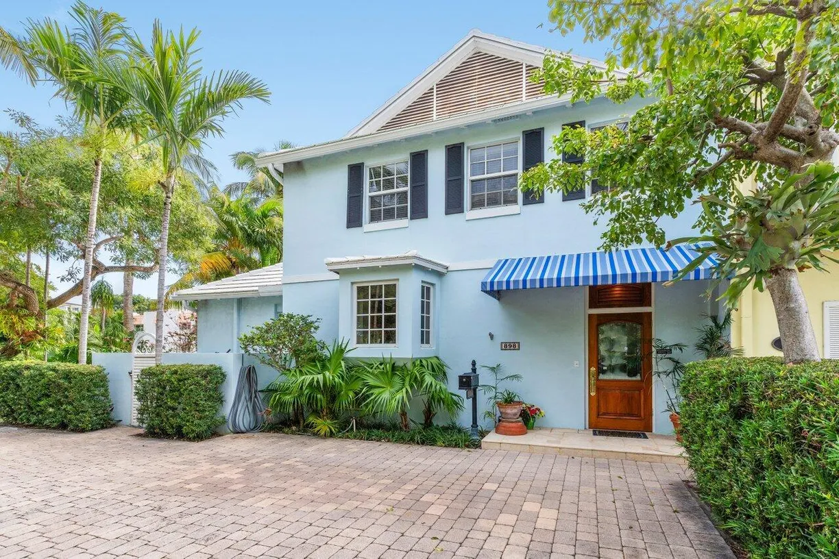 South Florida Real Estate | View 890 E Camino Real | 3 Beds, 3 Baths