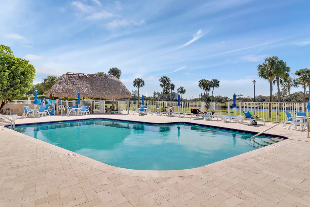 South Florida Real Estate | View 336 Golfview Road, 214 | Listing