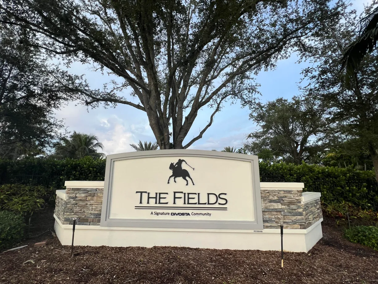 South Florida Real Estate | View 4582 San Fratello Circle | 3 Beds, 2 Baths