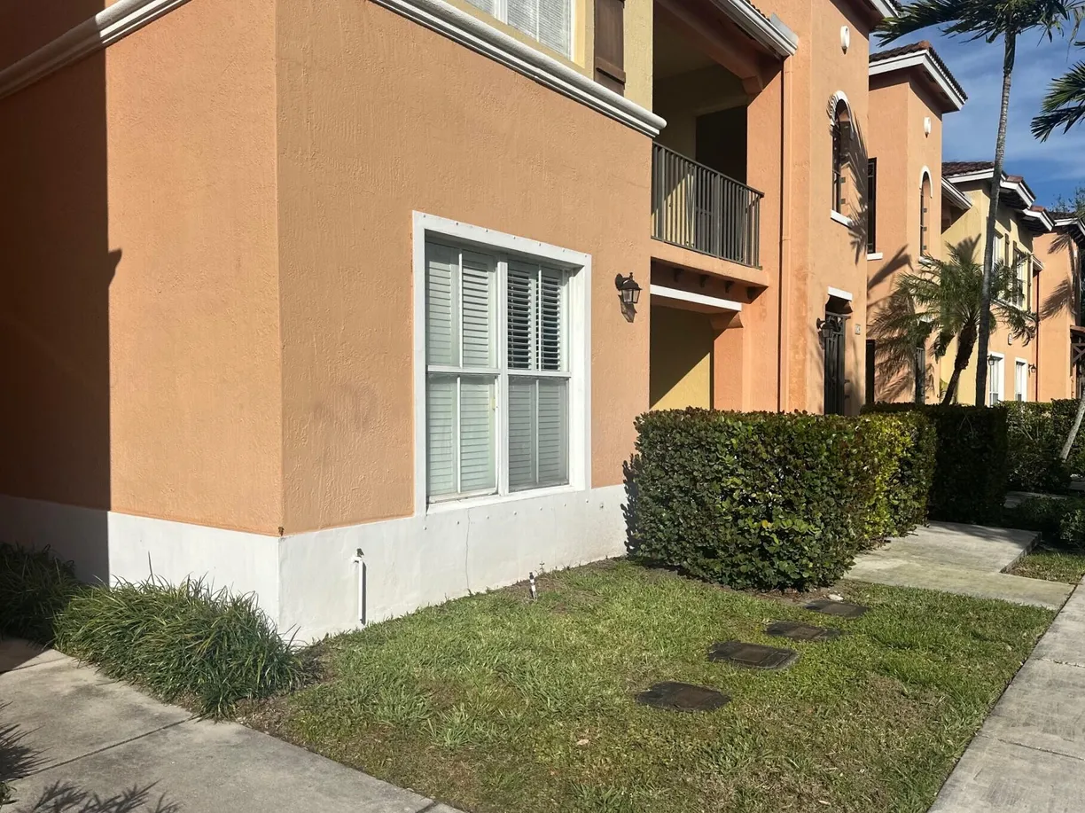 South Florida Real Estate | View 3569 Forest Hill Boulevard, 103 | 2 Beds, 2 Baths