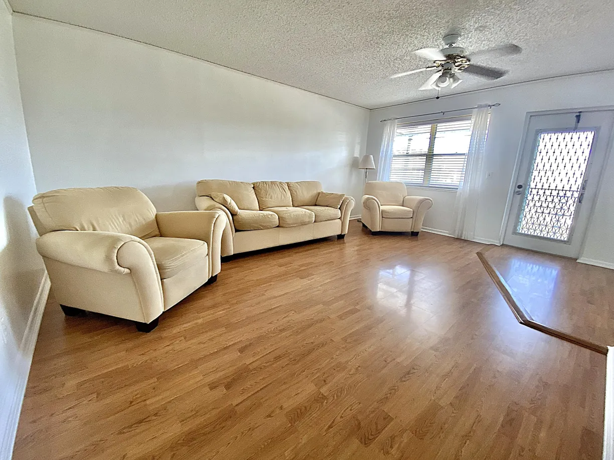 South Florida Real Estate | View 374 Markham Q | Listing