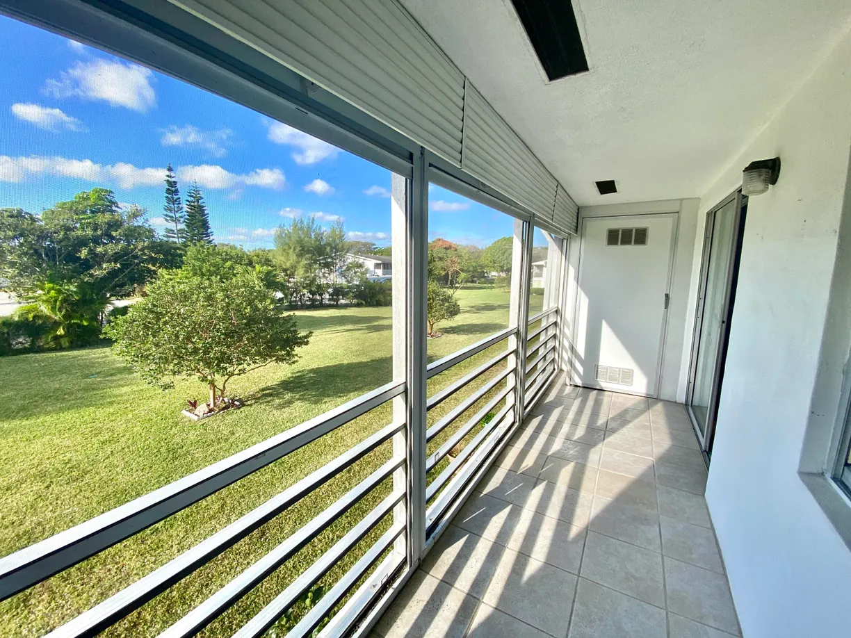 South Florida Real Estate | View 374 Markham Q | 2 Beds, 1 Bath