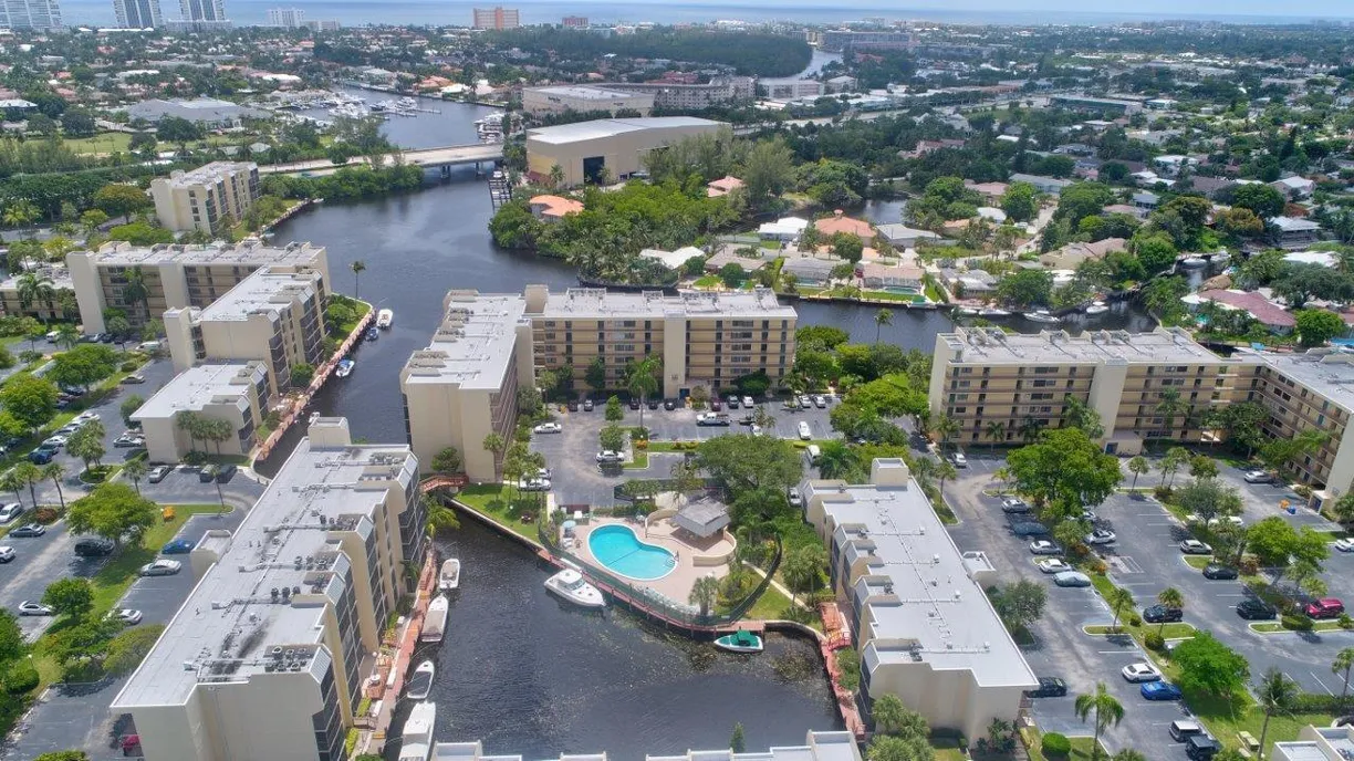 South Florida Real Estate | View 12 Royal Palm Way, 603 | 2 Beds, 2 Baths