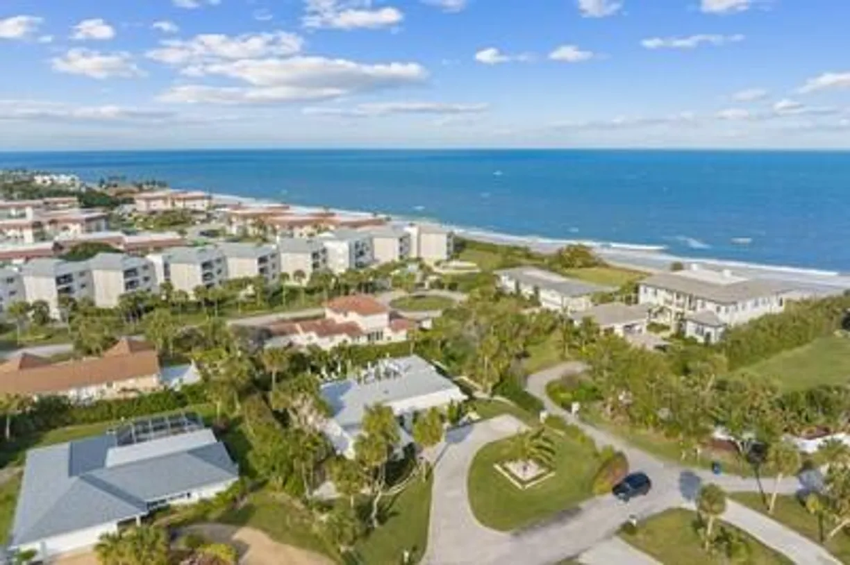 South Florida Real Estate | View 946 Reef Lane | 4 Beds, 3 Baths