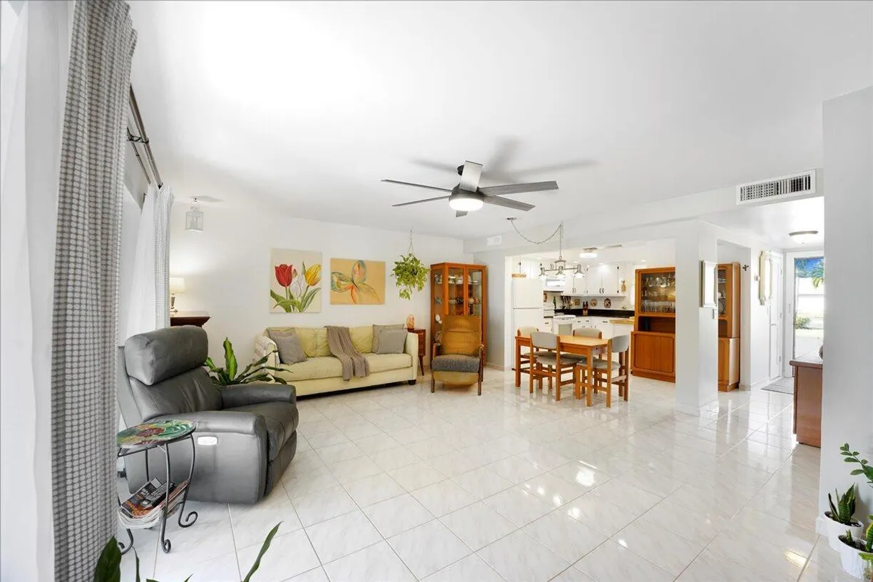 South Florida Real Estate | View 953 SE 10th Street, 6b | Listing
