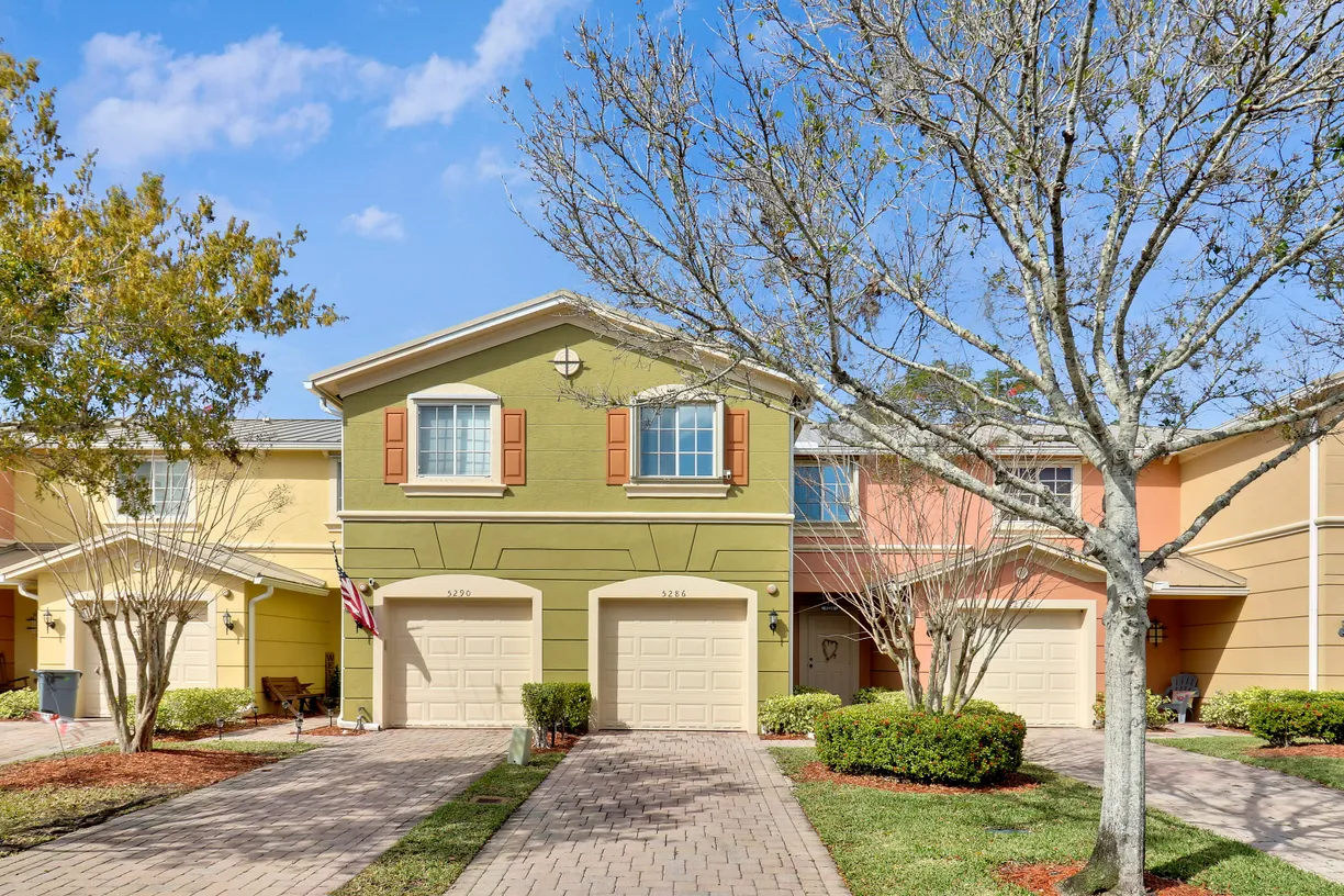 South Florida Real Estate | View 5286 SE Mitchell Lane | 3 Beds, 2 Baths