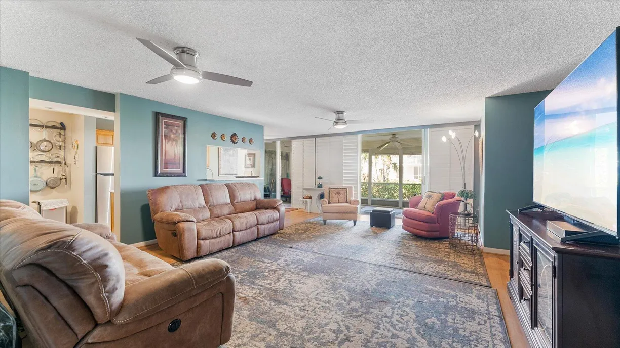 South Florida Real Estate | View 110 Half Moon Circle, C1 | Listing