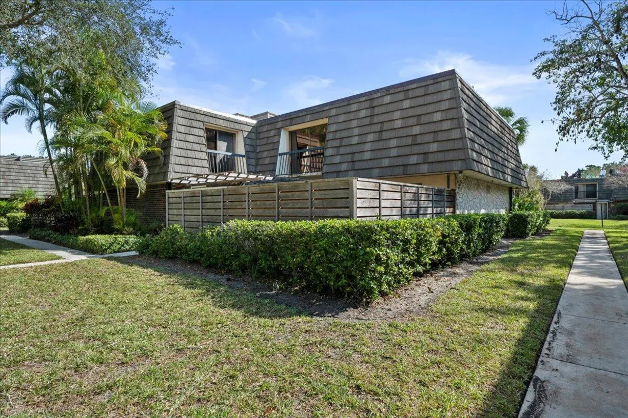 South Florida Real Estate | View 625 6th Terrace Terrace | Listing