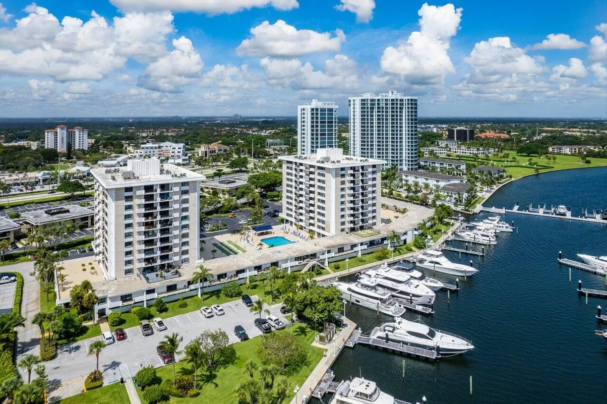 South Florida Real Estate | View 1200 Marine Way, 915 (Ph7) | 2 Beds, 2 Baths