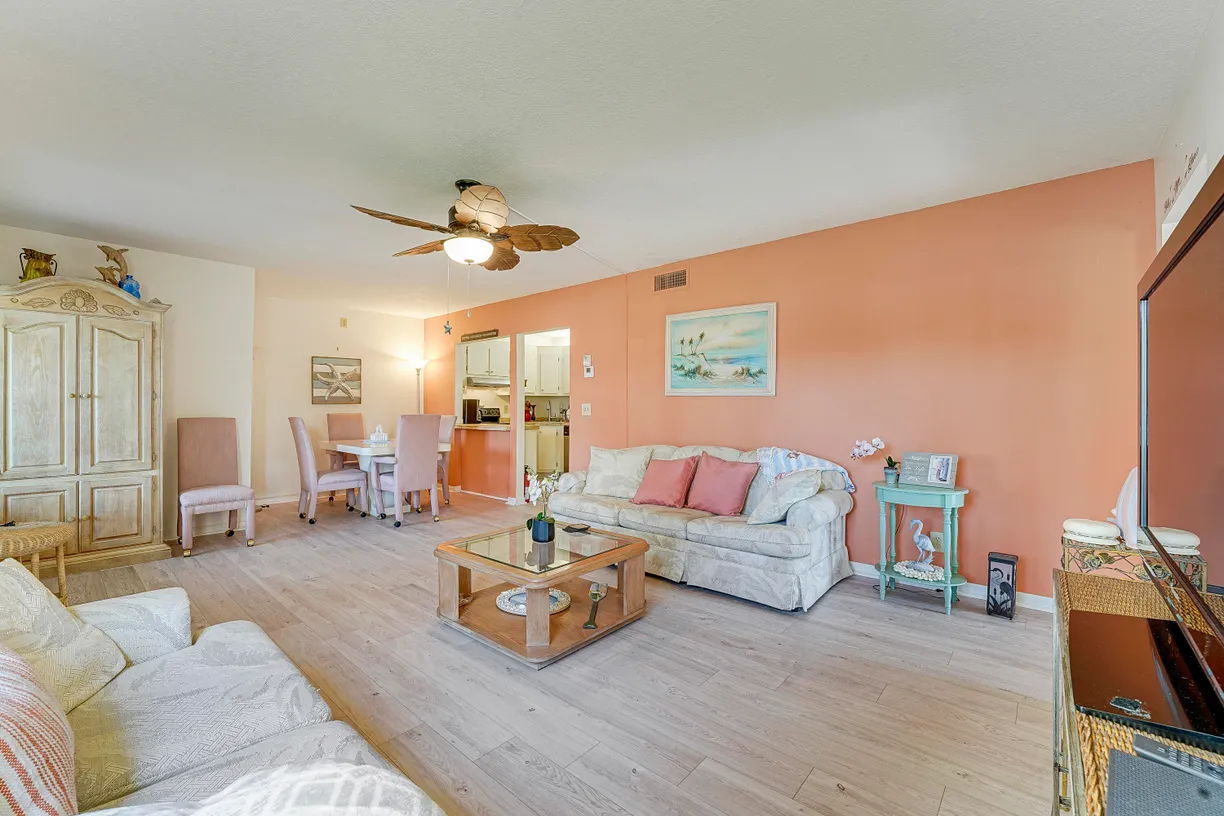 South Florida Real Estate | View 327 Knotty Pine Circle, D-1 | Listing