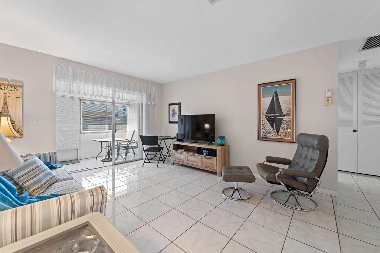 South Florida Real Estate | View 2842 Crosley Drive, D | Listing