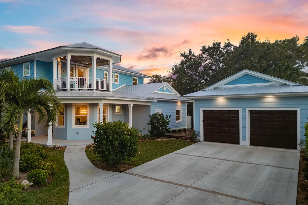 South Florida Real Estate | View 1002 SE Riverside Drive | 4 Beds, 2 Baths