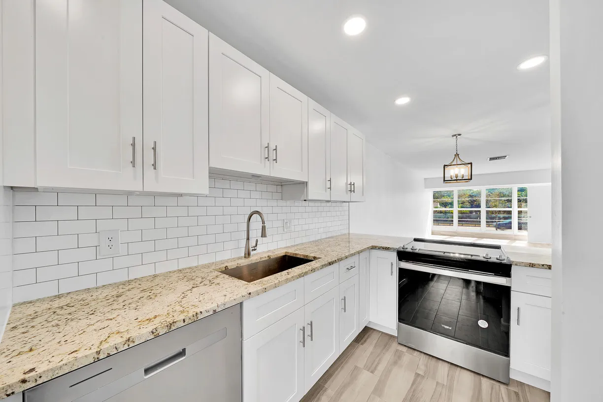 South Florida Real Estate | View 2510 Black Olive Boulevard, 202 | 2 Beds, 2 Baths