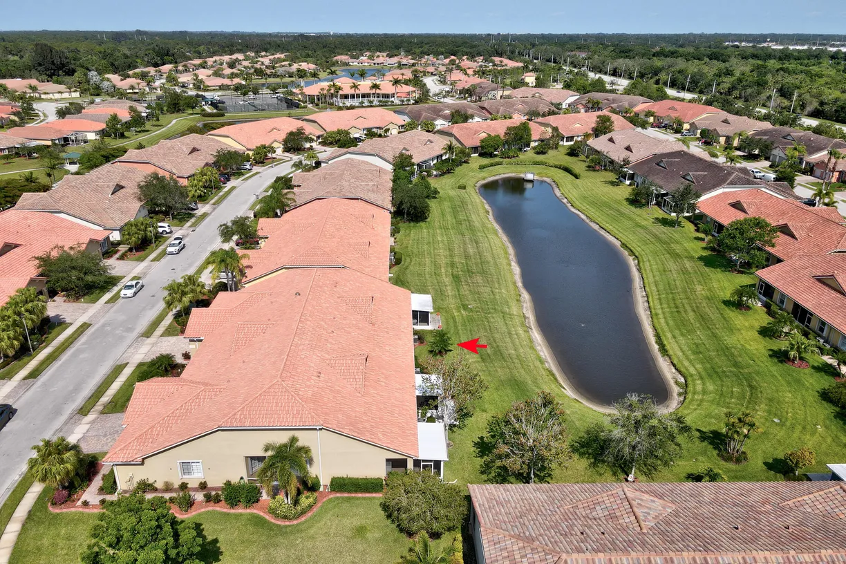 South Florida Real Estate | View 6460 Oxford Circle, 102 | Listing