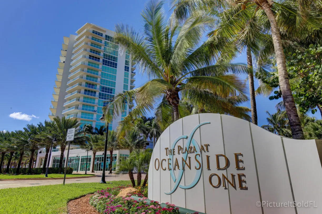 South Florida Real Estate | View 1 N Ocean Boulevard, 913 | 2 Beds, 2 Baths