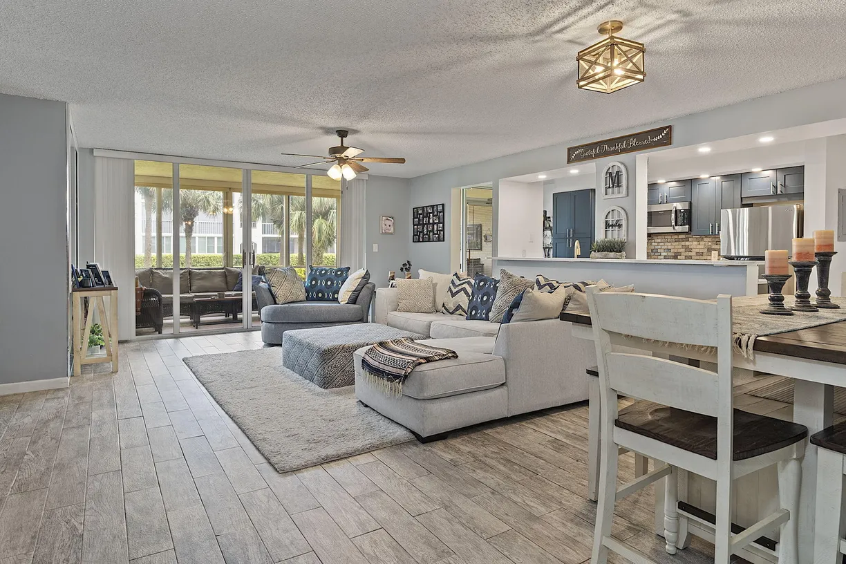 South Florida Real Estate | View 110 Half Moon Circle, D1 | Listing