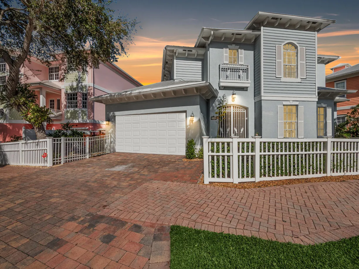 South Florida Real Estate | View 548 SW Saint Lucie Crescent | 3 Beds, 4 Baths
