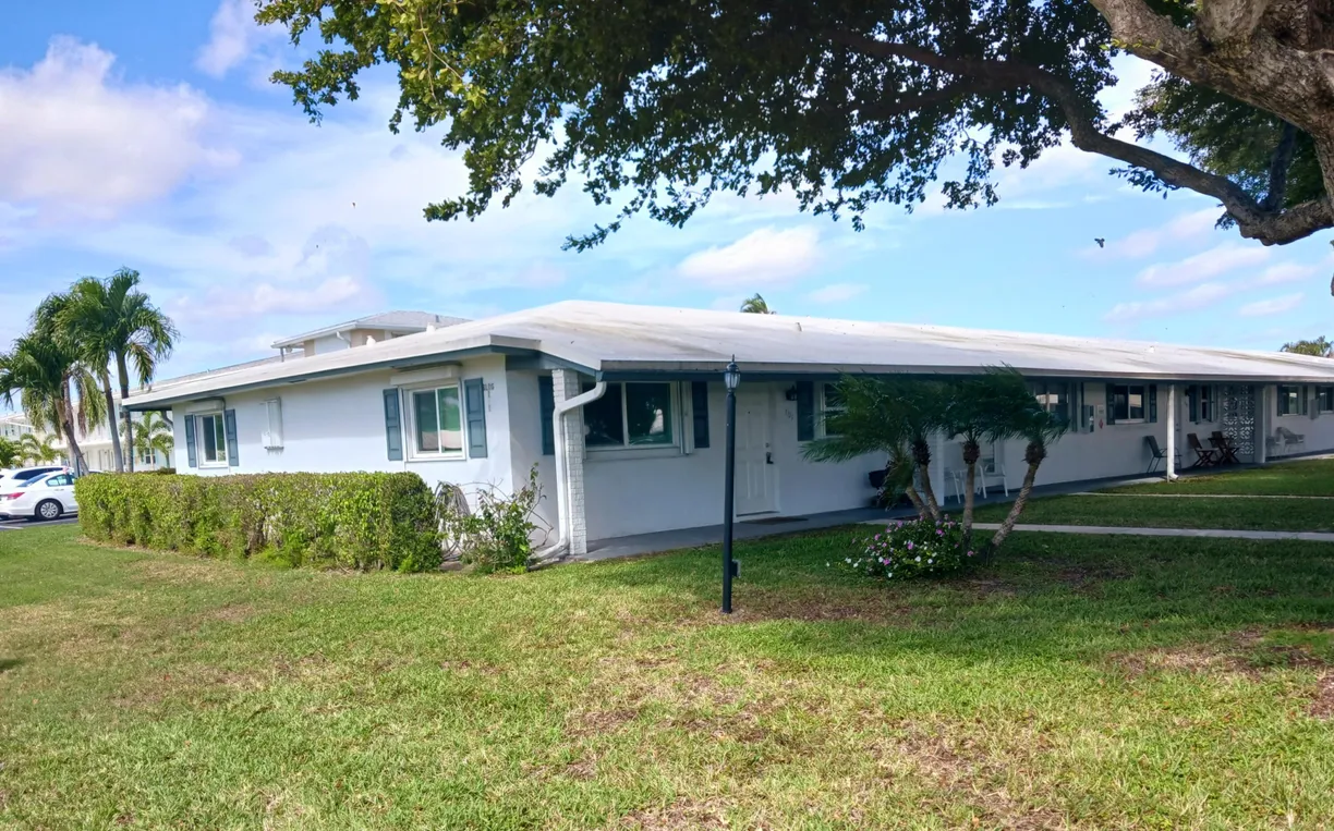 South Florida Real Estate | View 101 Leisure Lake Circle, 101 | 2 Beds, 2 Baths