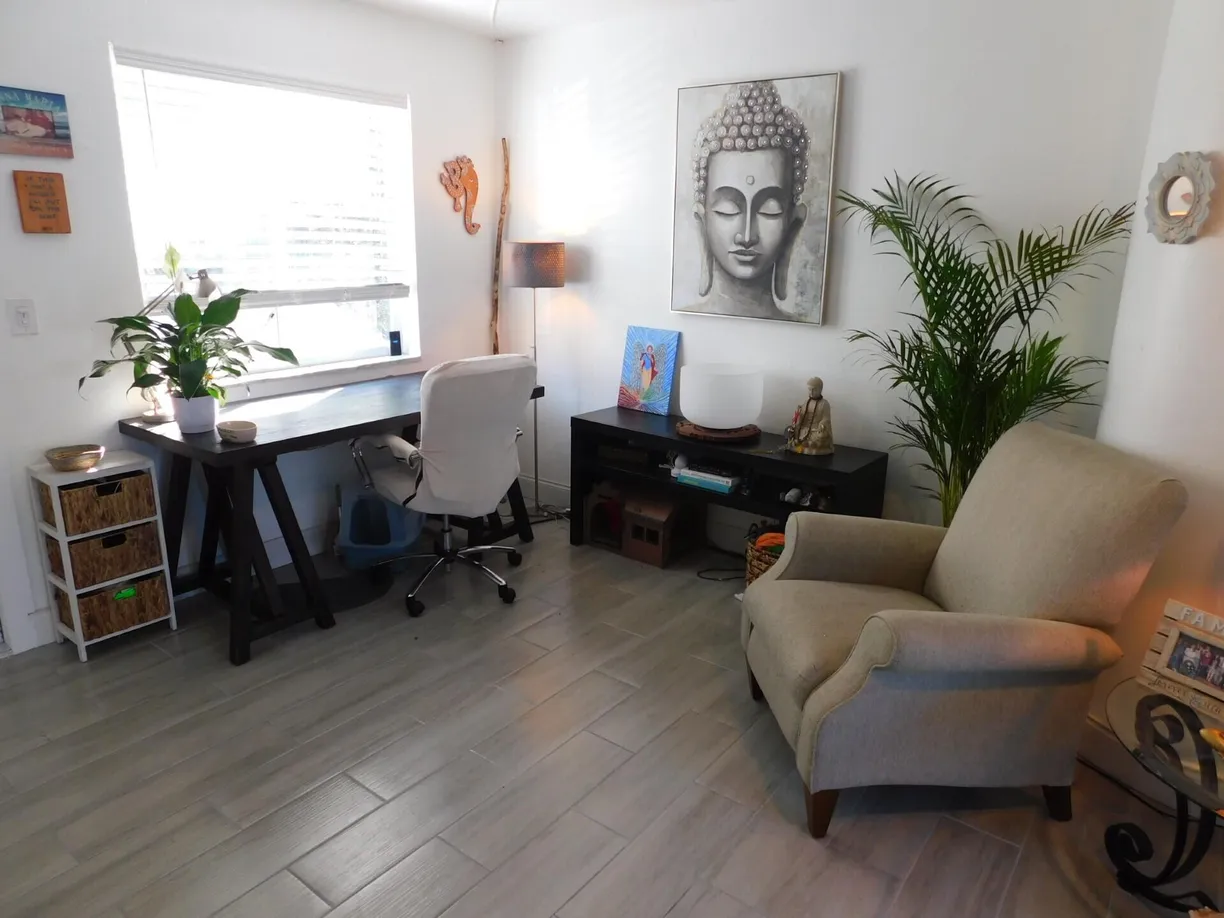 South Florida Real Estate | View 825 NE 6th Street, 2 | Listing