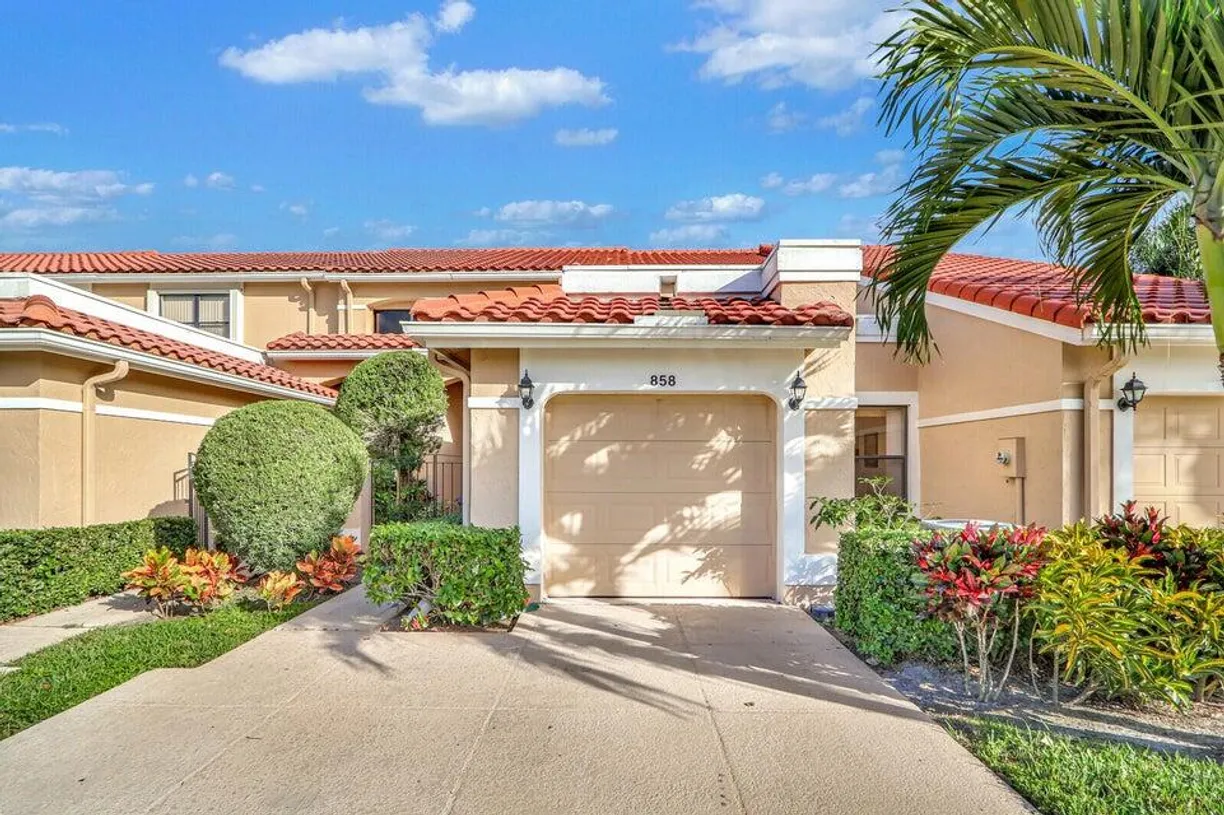 South Florida Real Estate | View 858 Windermere Way | 3 Beds, 2 Baths