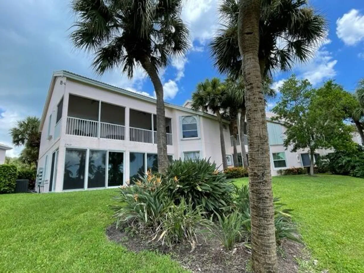 South Florida Real Estate | View 2410 Fairway Drive | Listing