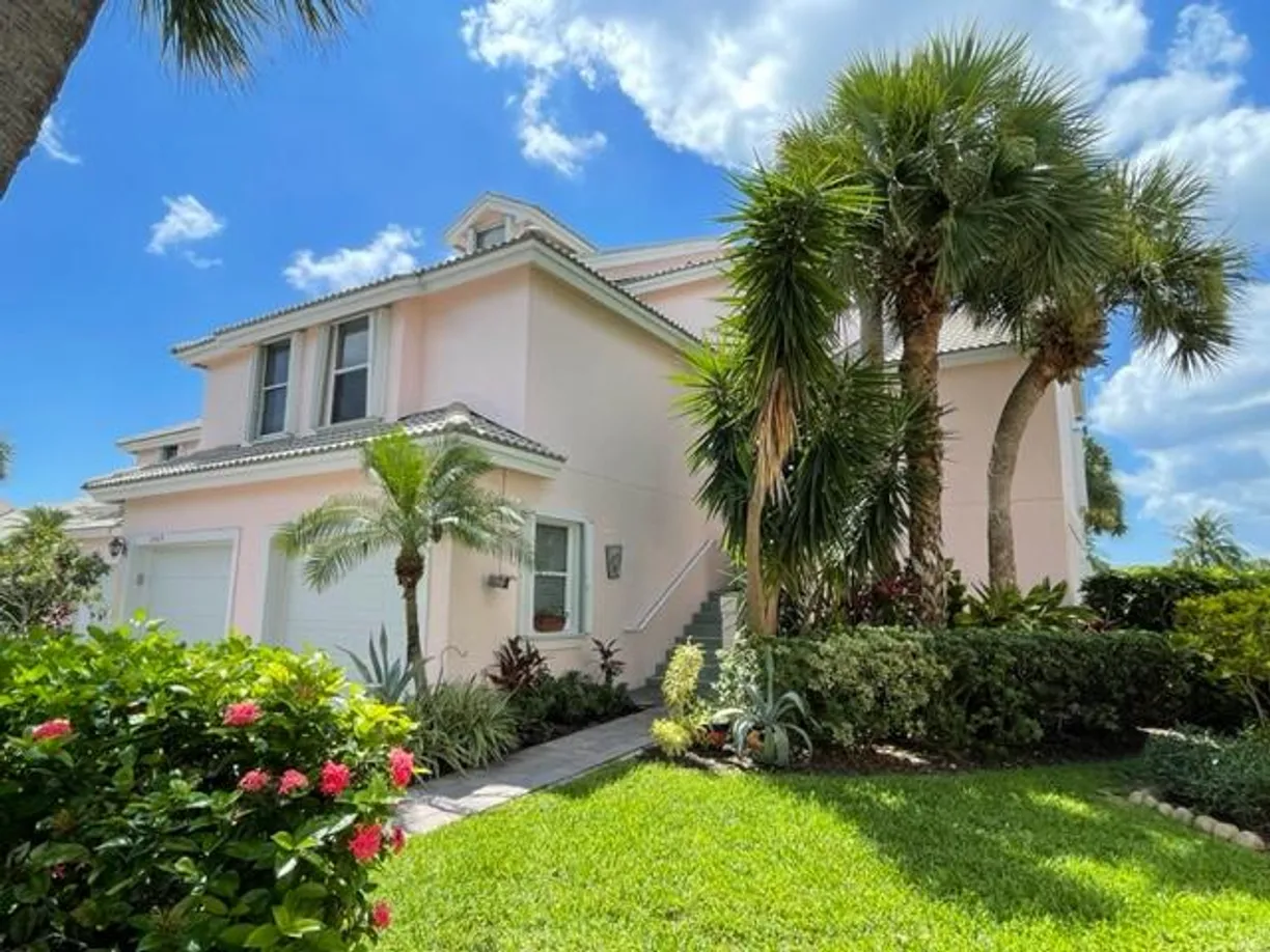 South Florida Real Estate | View 2410 Fairway Drive | 3 Beds, 3 Baths