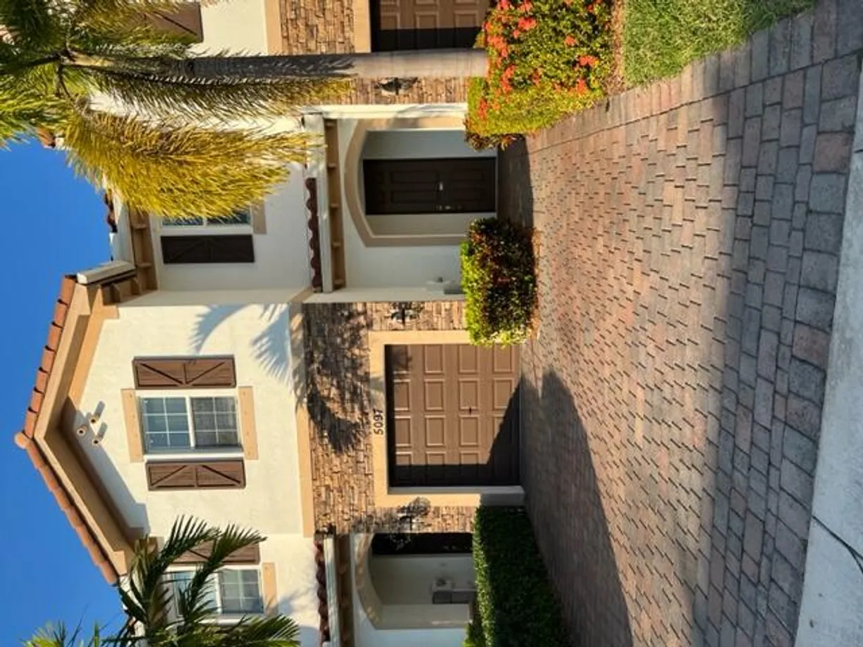 South Florida Real Estate | View 5097 Ellery Terrace | 3 Beds, 2 Baths