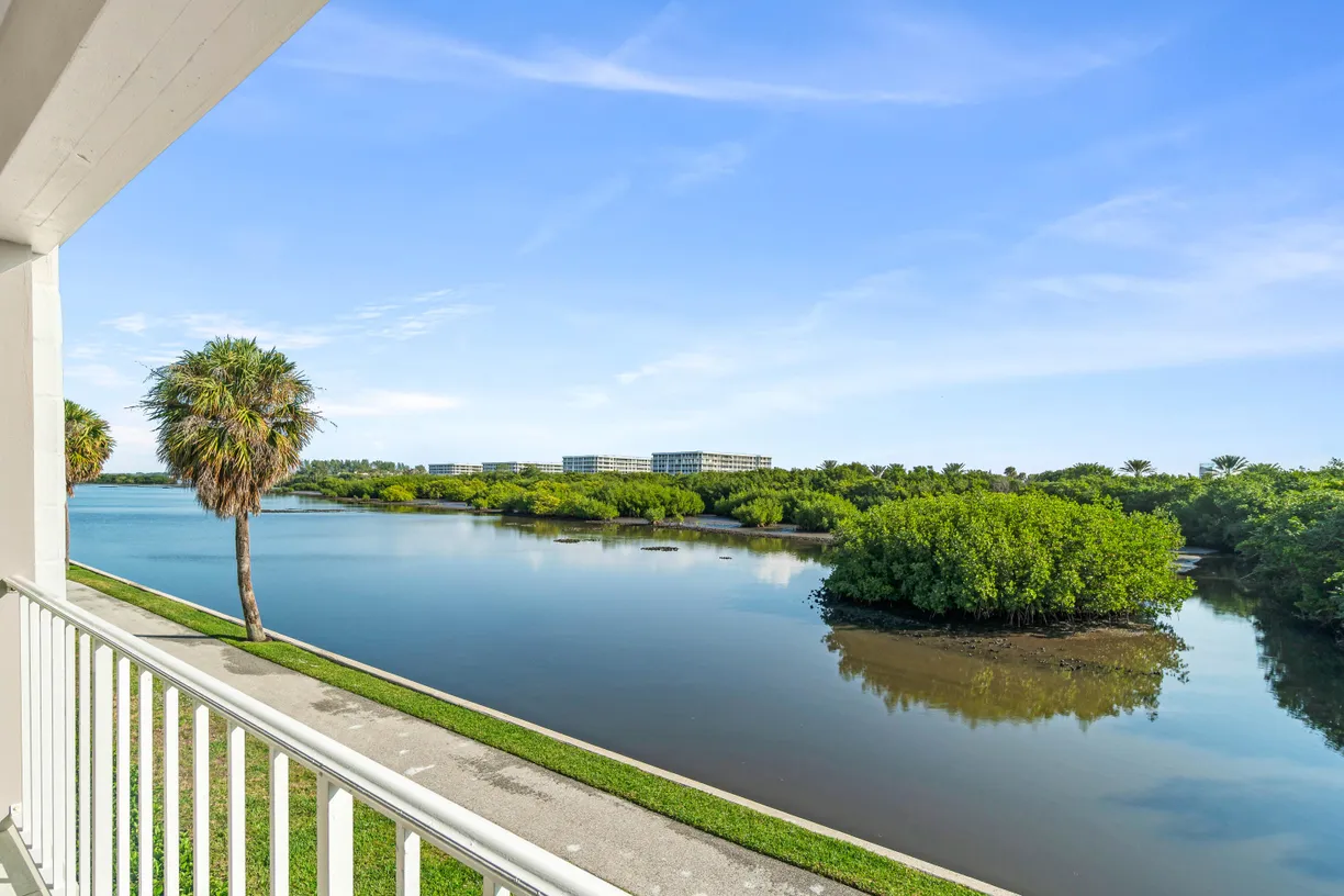 South Florida Real Estate | View 2195 Ibis Isle Road, 6 | 2 Beds, 2 Baths