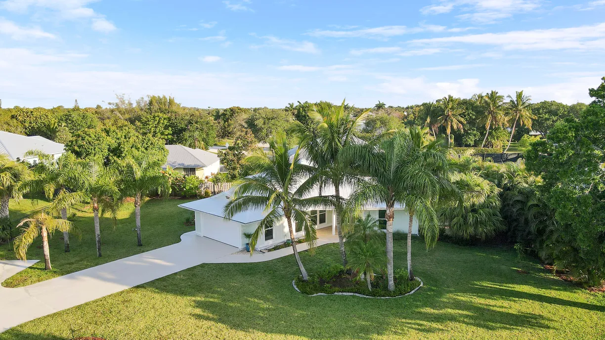 South Florida Real Estate | View 5273 SE Tall Pines Way | 3 Beds, 3 Baths