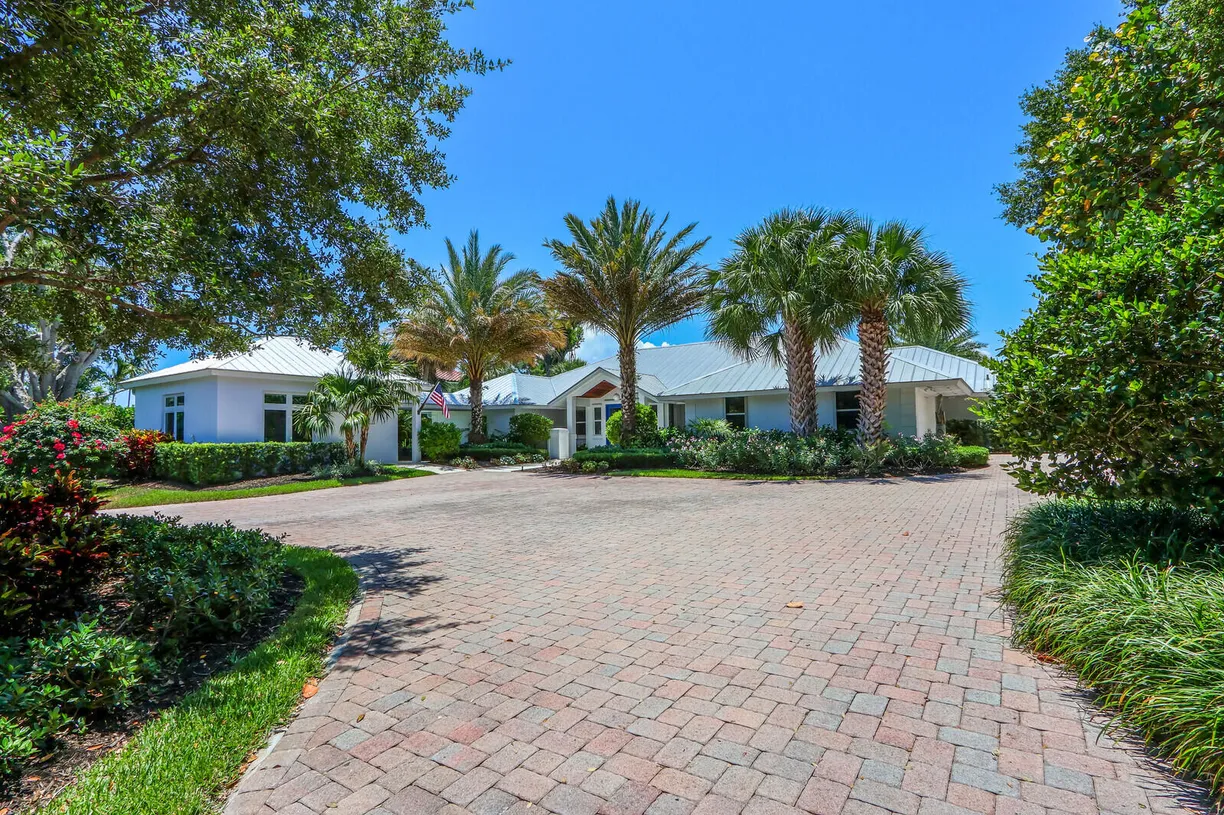 South Florida Real Estate | View 11 N River Road | Listing