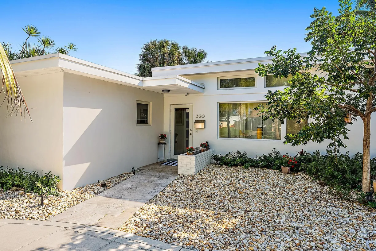 South Florida Real Estate | View 330 Franklin Road | Listing