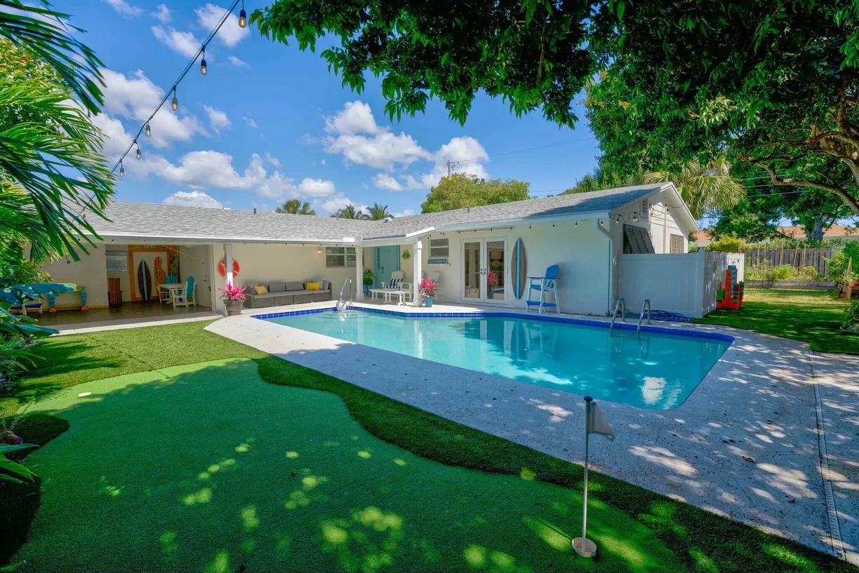 South Florida Real Estate | View 547 Marlin Road | Listing
